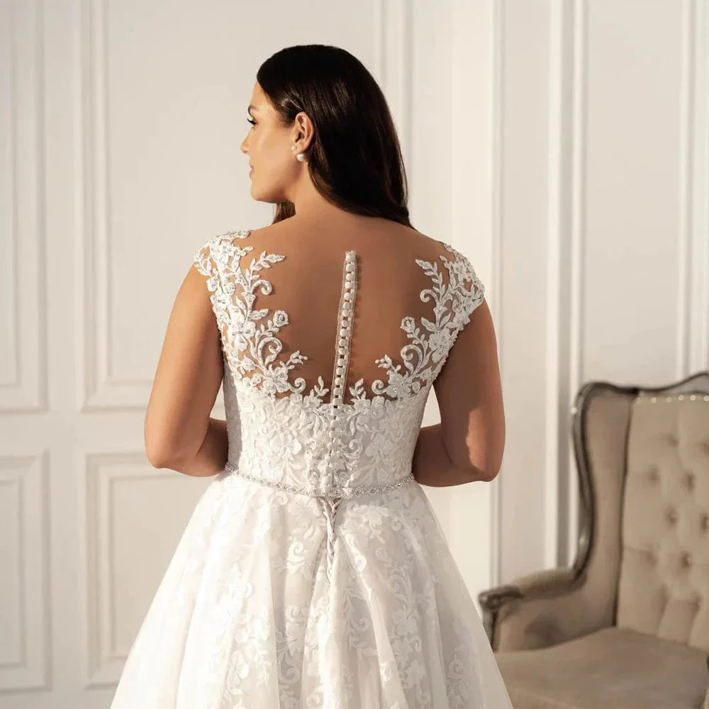Robe de mariée pour femme ronde et grande – Image 4